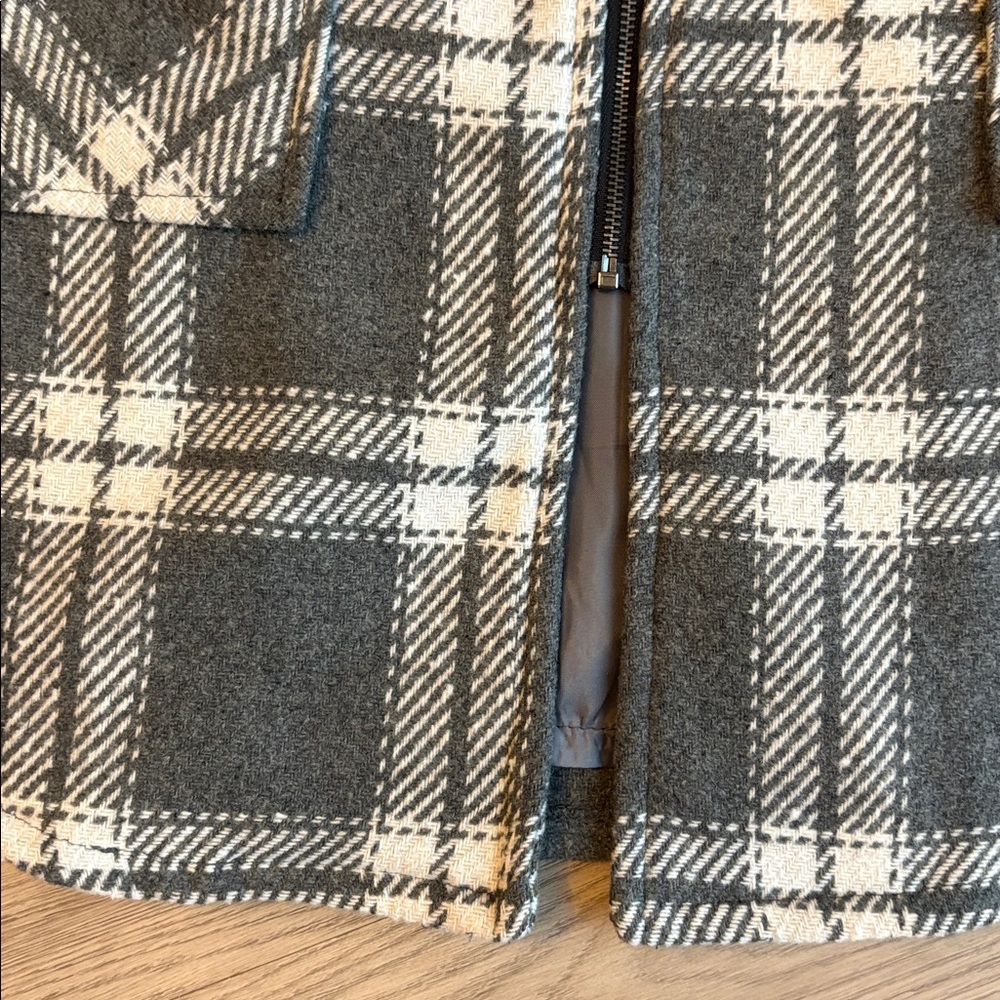 Trisha Tyler plaid jacket - Picture 3 of 8